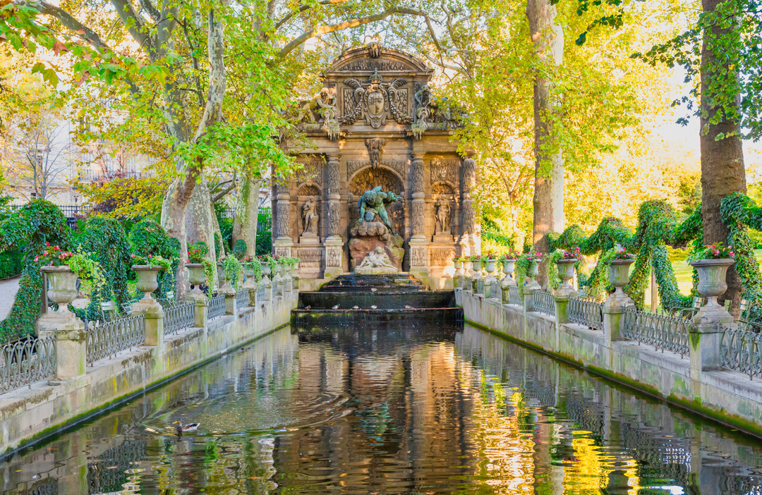 Fountain Medici in luxembourg garden in Paris